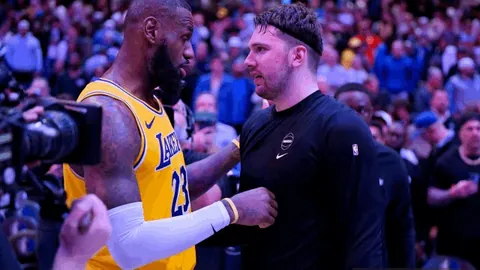 阿甲神迹8连胜开启！揭秘阿甲隐藏危机，警惕未知的暗流涌动！